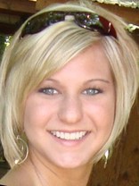 Person who looks like Kelly Clarkson