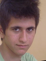 Person who looks like Eric Szmanda