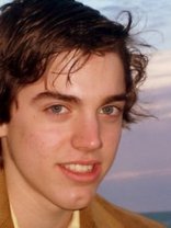 Person who looks like Emile Hirsch