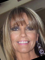 Person who looks like Cheryl Tiegs