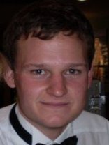 Person who looks like Matthew Perry