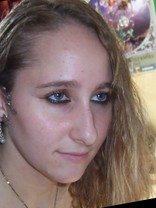 Person who looks like Leelee Sobieski