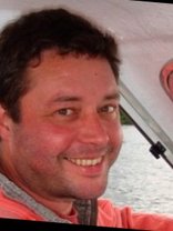 Person who looks like Jason Lee