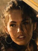 Person who looks like Megan Fox