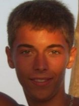 Person who looks like Jonathan Bennett