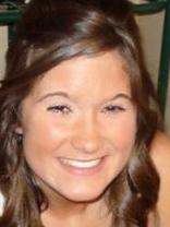 Person who looks like Kathryn Hahn