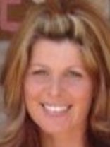 Person who looks like Daisy Fuentes