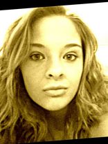 Person who looks like Lauren Woodland