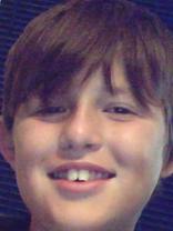 Person who looks like Cole & Dylan Sprouse