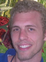 Person who looks like Ian Ziering