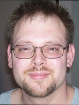 Person who looks like David Denman