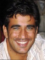 Person who looks like Edgar Ramírez