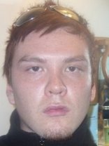 Person who looks like Aaron & Shawn Ashmore