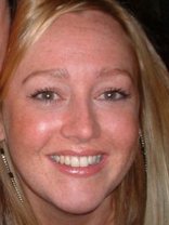 Person who looks like Jennifer Finnigan