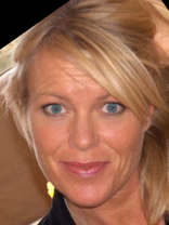 Person who looks like Peta Wilson