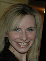 Person who looks like Lisa Kudrow