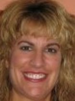 Person who looks like Paula Zahn