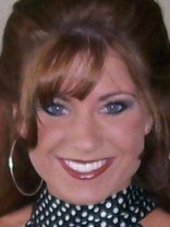 Person who looks like Tiffani Thiessen