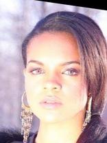 Person who looks like Rihanna