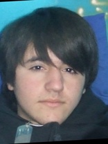 Person who looks like Drake Bell