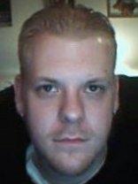 Person who looks like Kiefer Sutherland