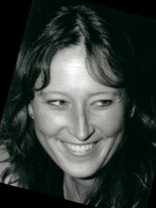 Person who looks like Kathryn Hahn