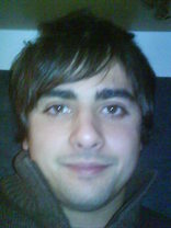 Person who looks like Jason Schwartzman