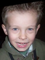 Person who looks like Freddie Highmore