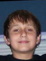 Person who looks like Josh Hutcherson