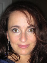 Person who looks like Susan Lucci