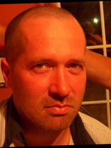 Person who looks like David Duchovny