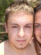 Person who looks like Balthazar Getty