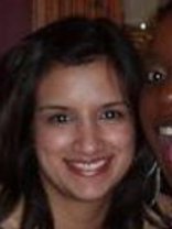 Person who looks like Rachael Leigh Cook