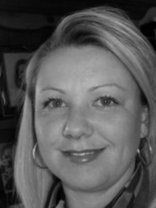 Person who looks like Emily Bergl