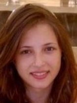 Person who looks like Linda Cardellini