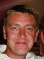 Person who looks like Rod Stewart