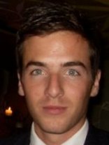 Person who looks like Mike Vogel