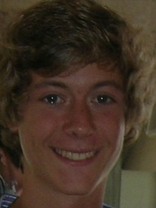 Person who looks like Jeremy Sumpter