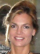 Person who looks like Mariska Hargitay