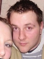 Person who looks like Eddie Kaye Thomas