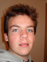 Person who looks like Tyler Hilton