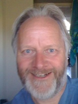 Person who looks like Anthony Hopkins