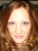 Person who looks like Jenna Elfman