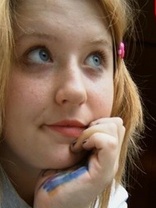 Person who looks like Cheryl Ladd