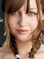 Person who looks like Maggie Gyllenhaal