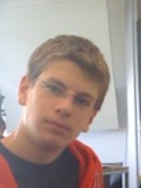 Person who looks like Robert Sean Leonard