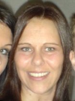 Person who looks like Leslie Bibb