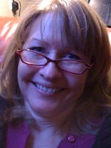 Person who looks like Debra Jo Rupp