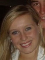 Person who looks like Nicholle Tom