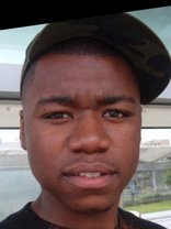 Person who looks like Cuba Gooding Jr.